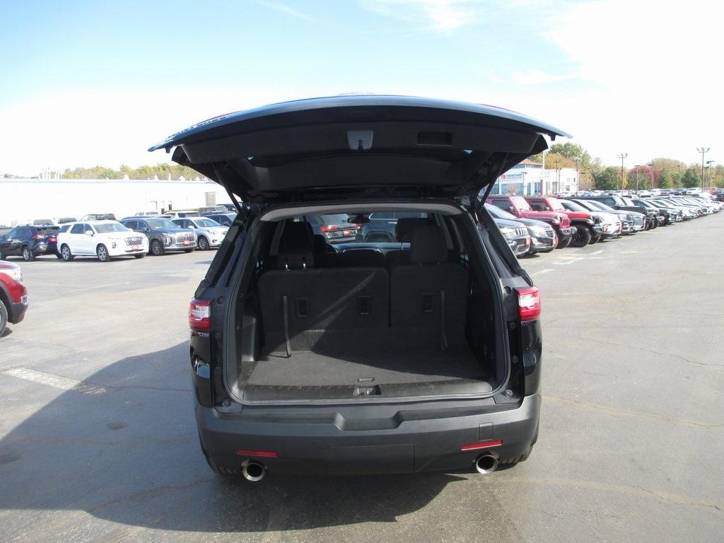 used 2021 Chevrolet Traverse car, priced at $18,995