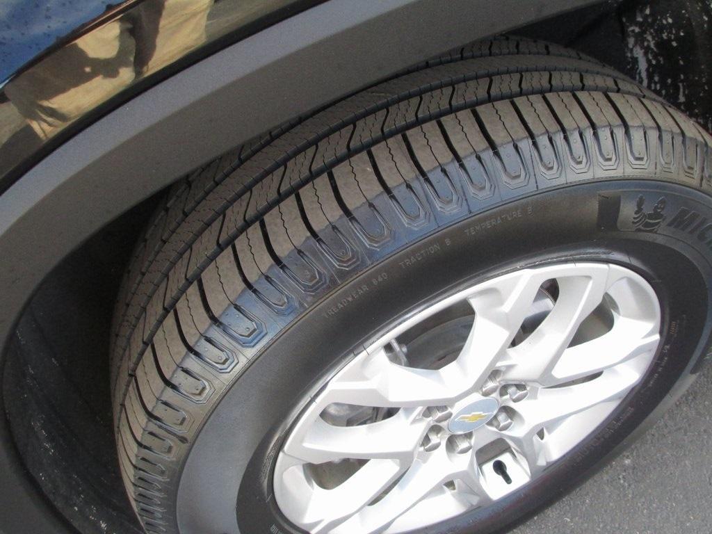 used 2021 Chevrolet Traverse car, priced at $18,995