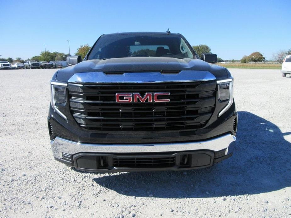 new 2025 GMC Sierra 1500 car, priced at $43,051