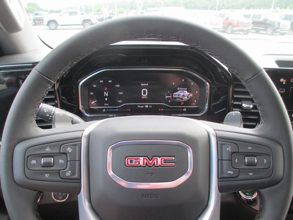 new 2025 GMC Sierra 1500 car, priced at $59,674