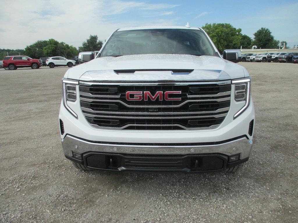 new 2025 GMC Sierra 1500 car, priced at $59,674