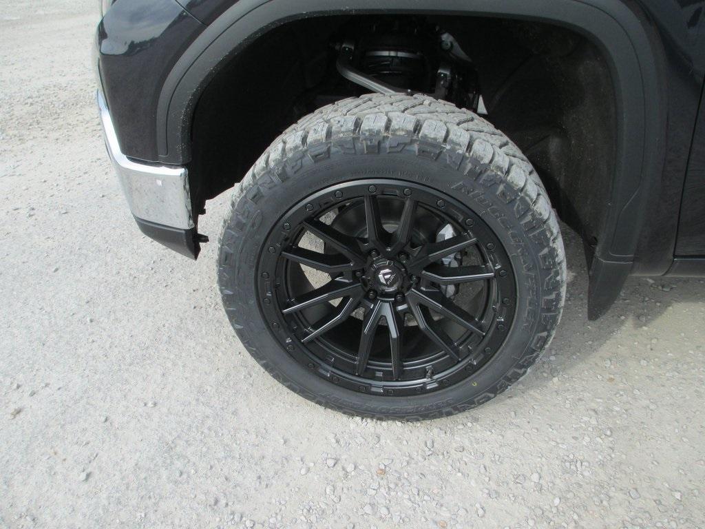 new 2025 GMC Sierra 1500 car, priced at $61,268