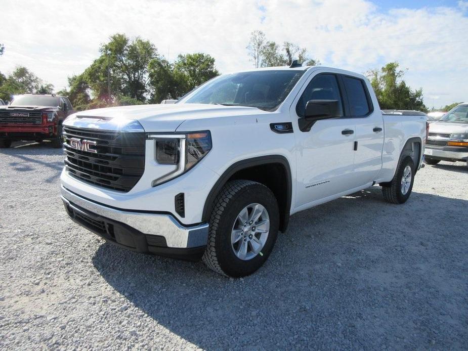 new 2025 GMC Sierra 1500 car, priced at $42,069