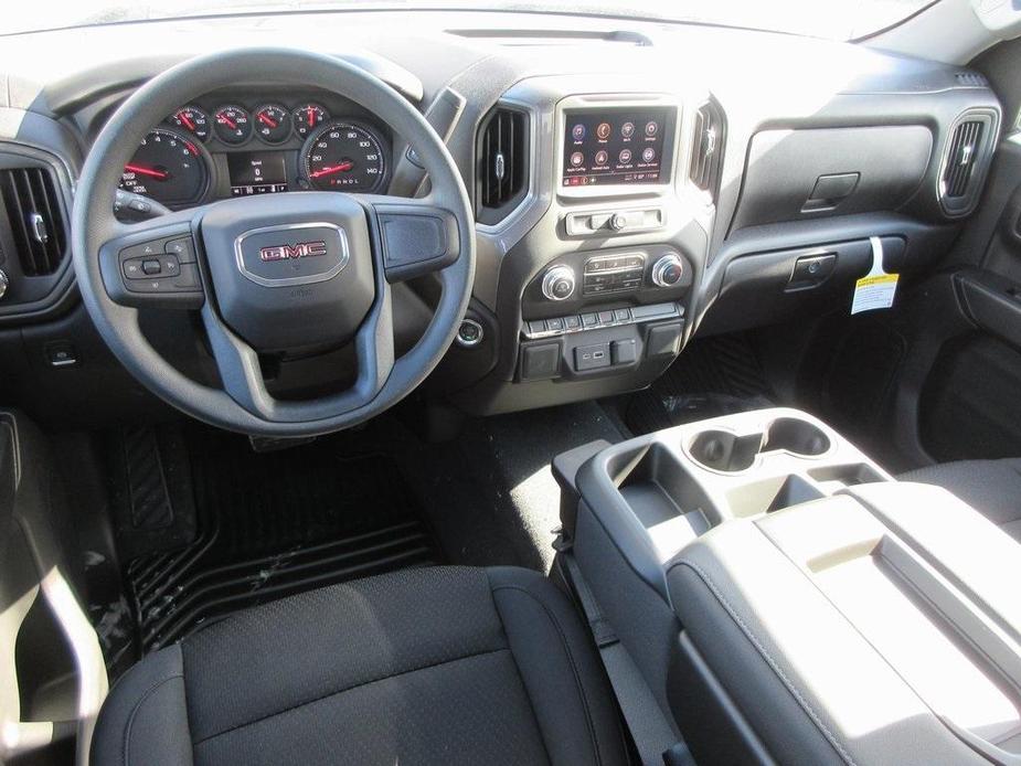 new 2025 GMC Sierra 1500 car, priced at $42,069