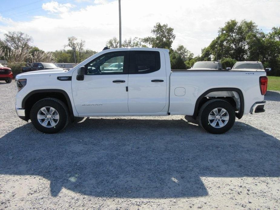 new 2025 GMC Sierra 1500 car, priced at $42,069