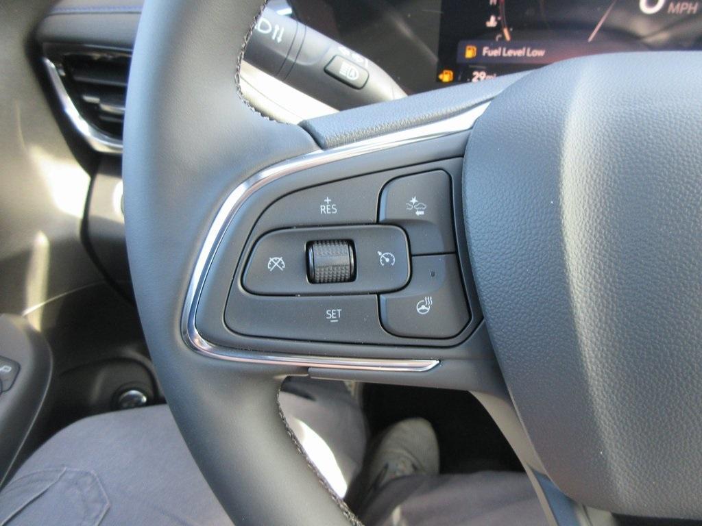 new 2025 Buick Envista car, priced at $29,267
