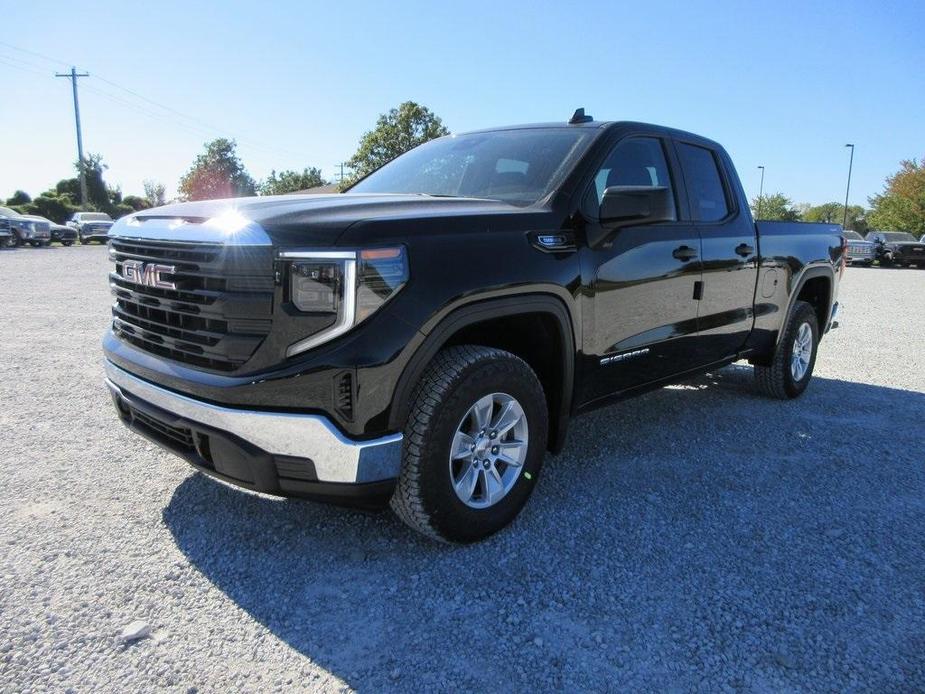 new 2025 GMC Sierra 1500 car, priced at $43,051