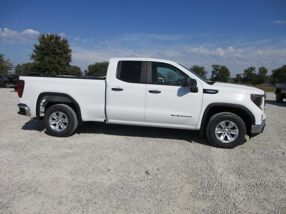 new 2025 GMC Sierra 1500 car, priced at $39,392