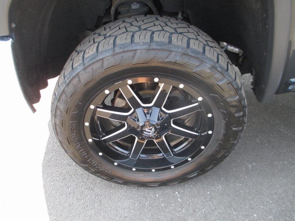 used 2018 GMC Sierra 1500 car, priced at $28,995
