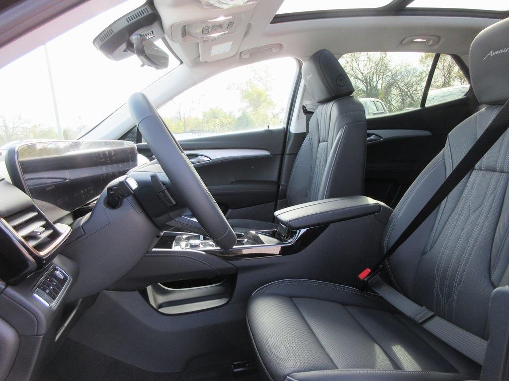 new 2025 Buick Envision car, priced at $43,652
