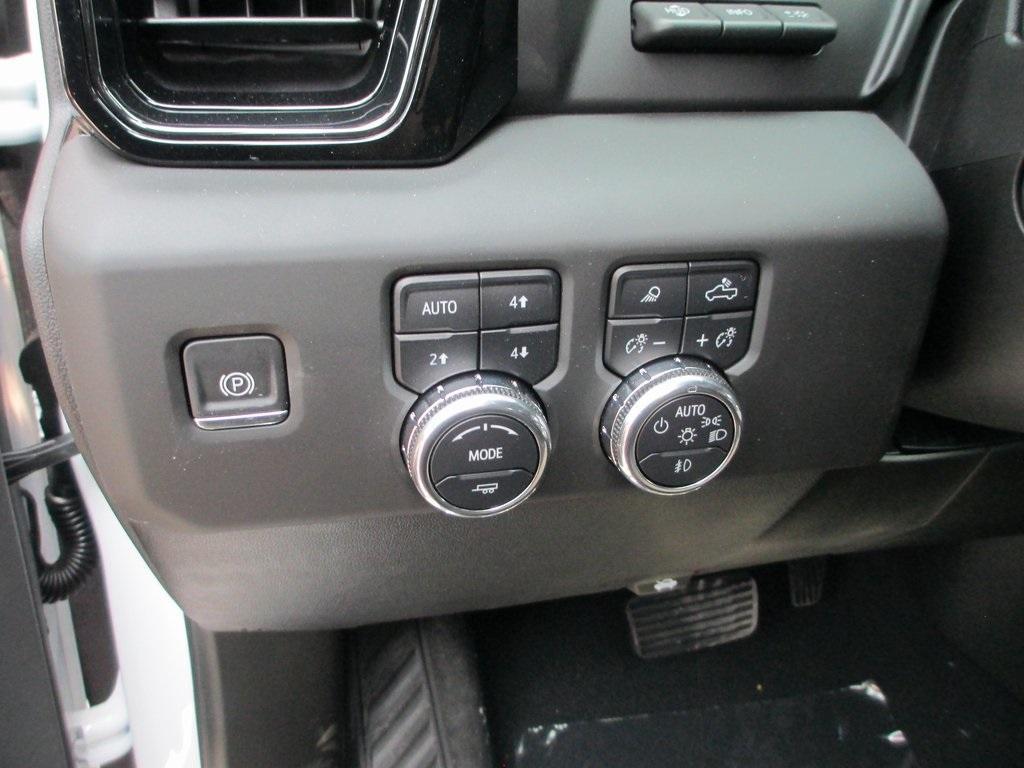 new 2025 GMC Sierra 1500 car, priced at $65,049