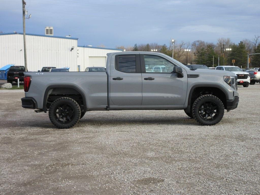 new 2025 GMC Sierra 1500 car, priced at $46,992