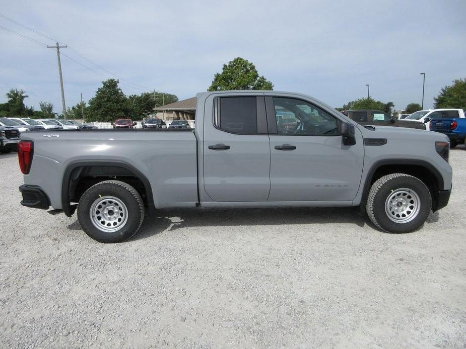 new 2025 GMC Sierra 1500 car, priced at $45,242