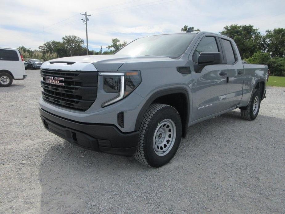 new 2025 GMC Sierra 1500 car, priced at $45,242