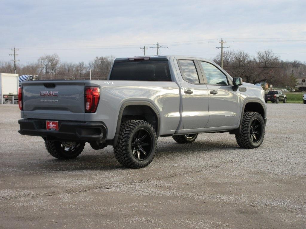 new 2025 GMC Sierra 1500 car, priced at $46,992