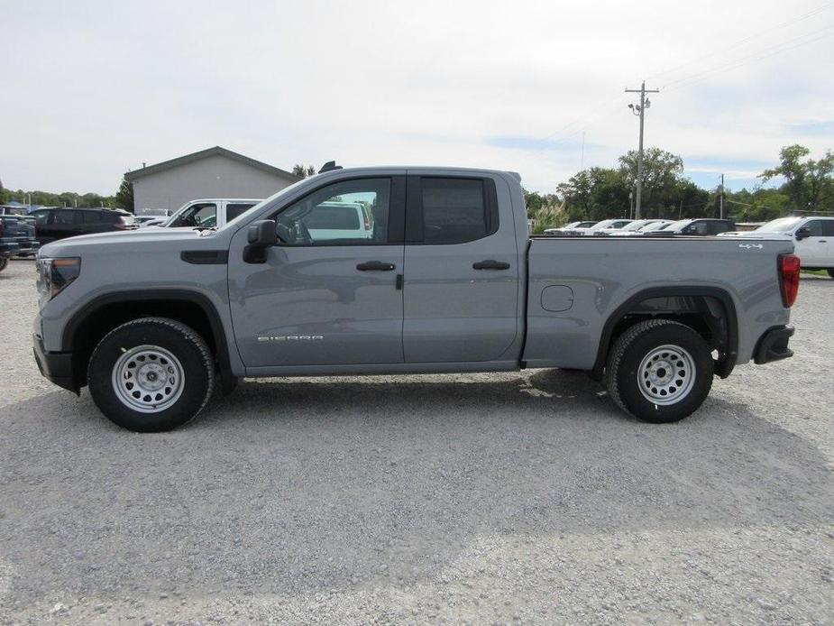 new 2025 GMC Sierra 1500 car, priced at $45,242