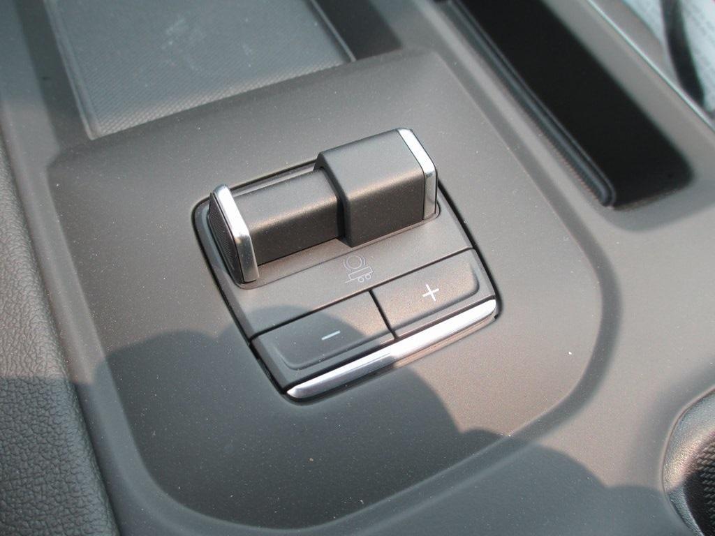 new 2025 GMC Sierra 2500 car, priced at $80,275