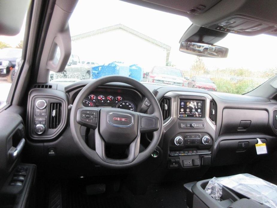 new 2025 GMC Sierra 1500 car, priced at $47,671