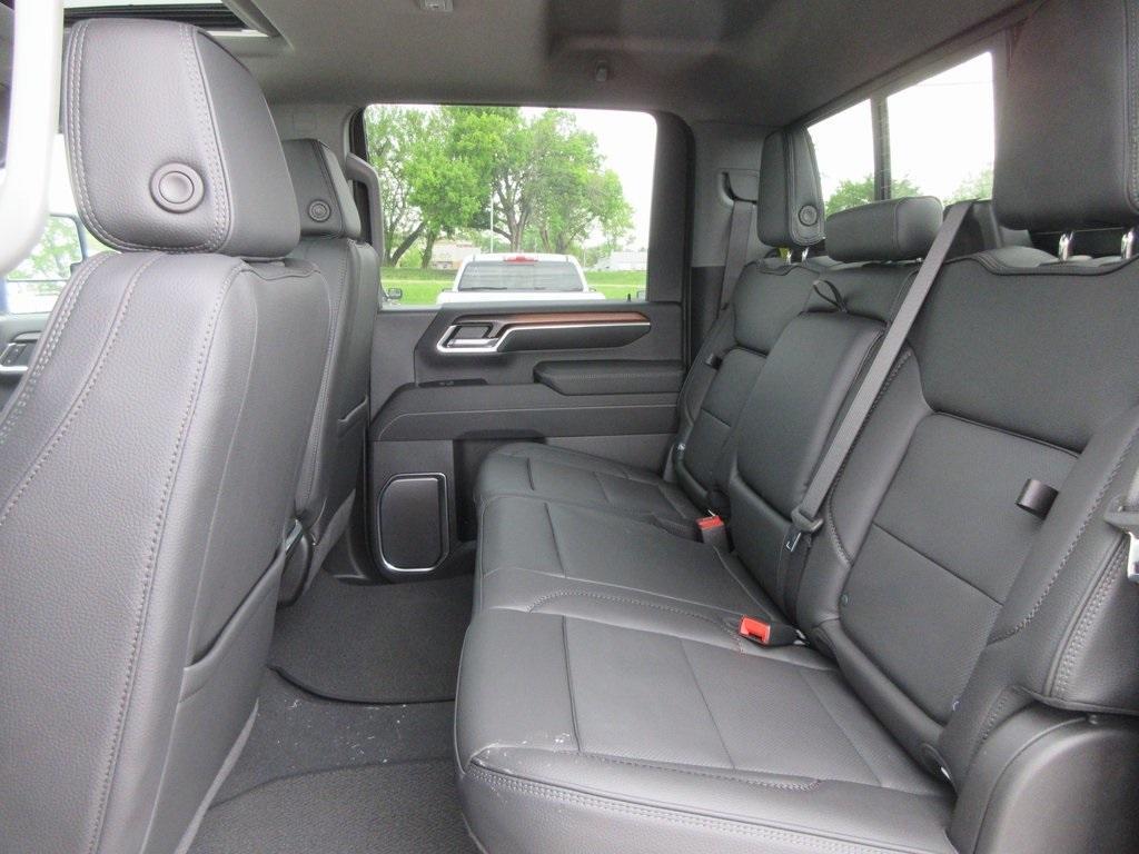 new 2025 GMC Sierra 2500 car, priced at $75,932