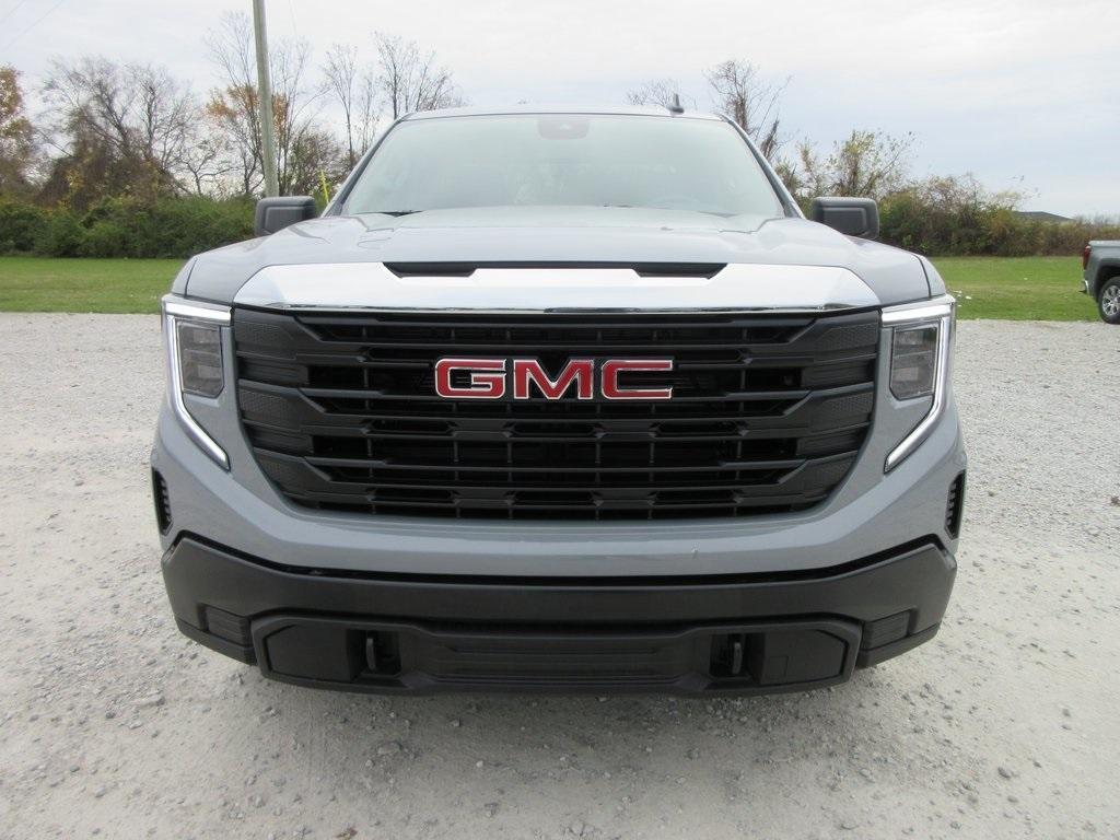 new 2025 GMC Sierra 1500 car, priced at $43,992