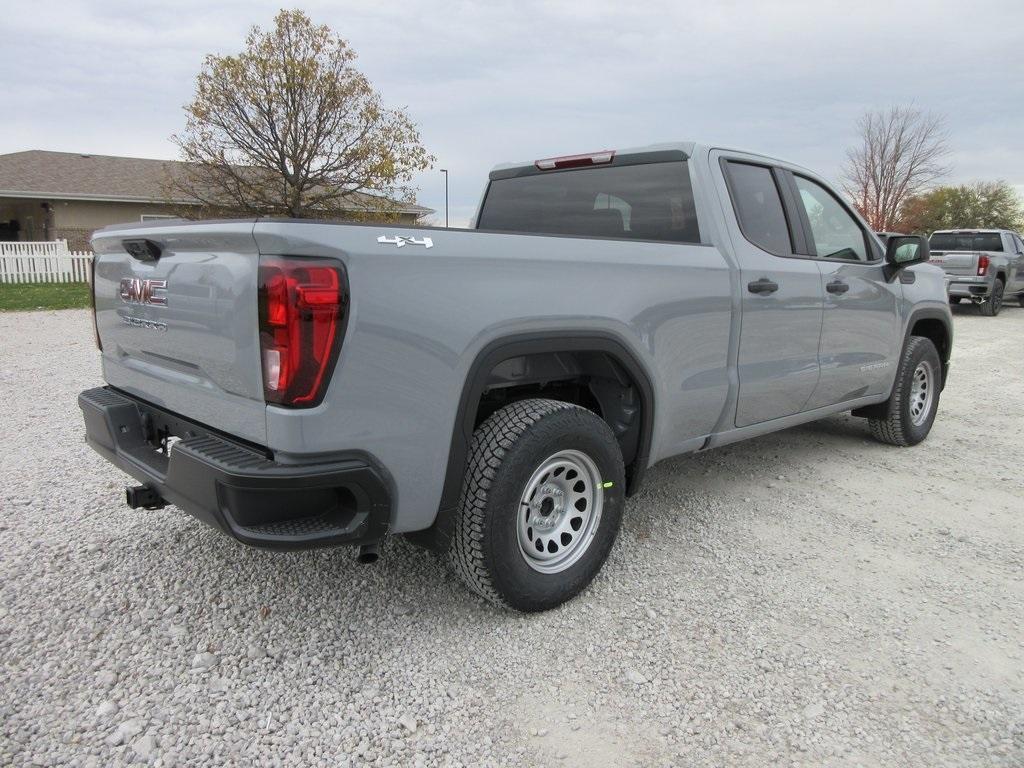 new 2025 GMC Sierra 1500 car, priced at $43,992