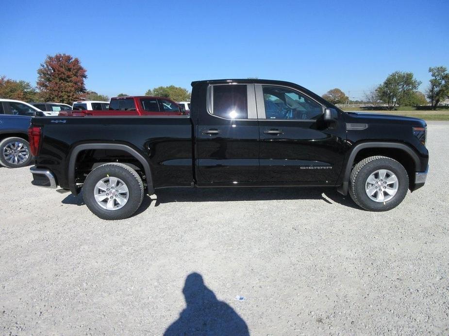 new 2025 GMC Sierra 1500 car, priced at $46,250