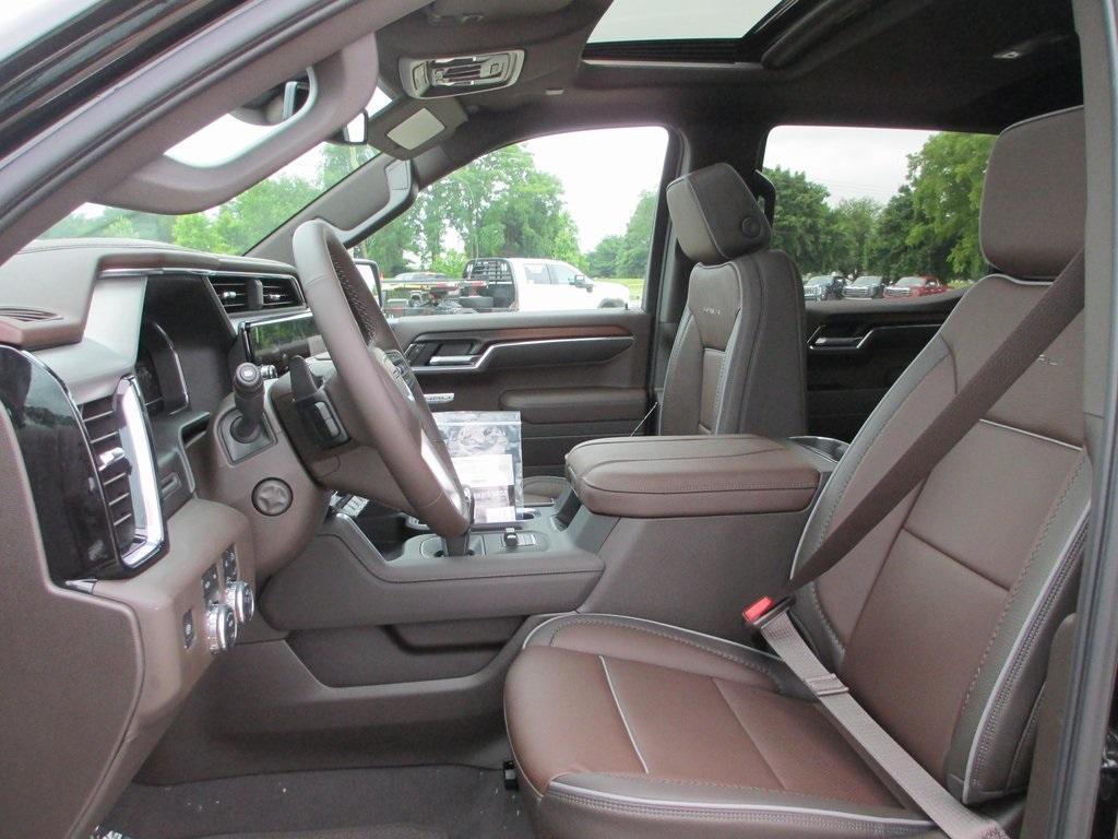new 2025 GMC Sierra 1500 car, priced at $64,653