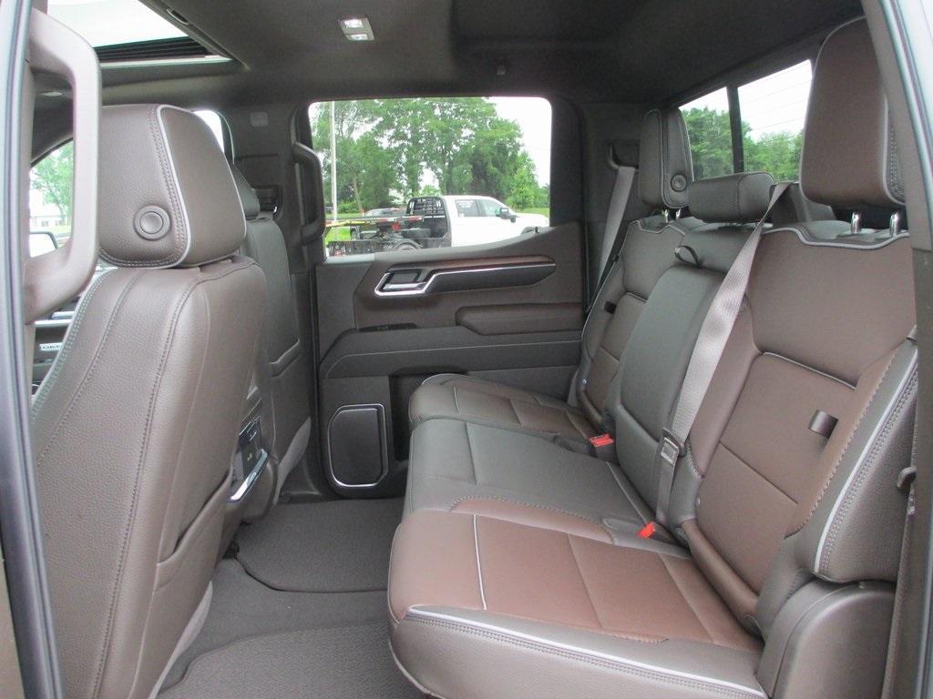 new 2025 GMC Sierra 1500 car, priced at $64,653