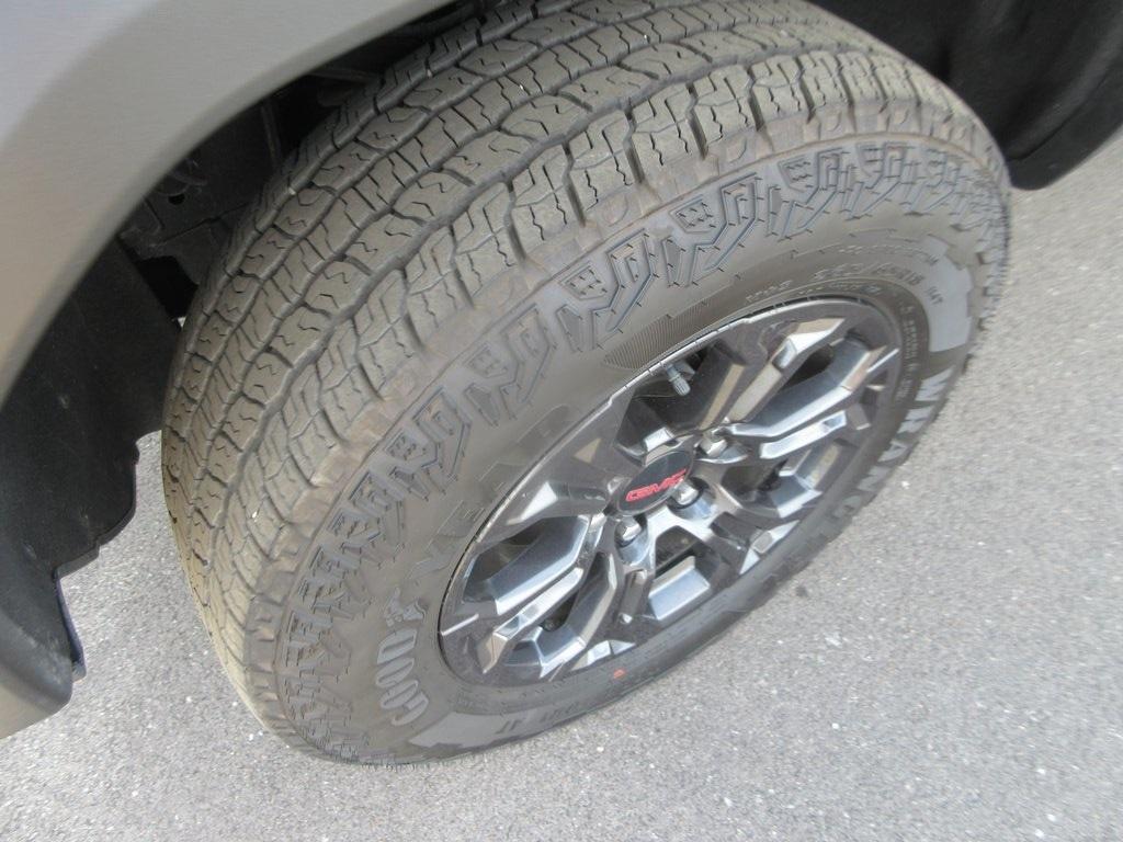 used 2025 GMC Canyon car, priced at $34,995