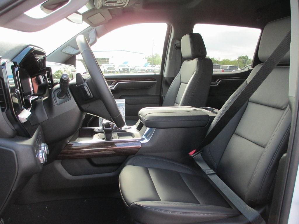 new 2025 GMC Sierra 1500 car, priced at $57,690