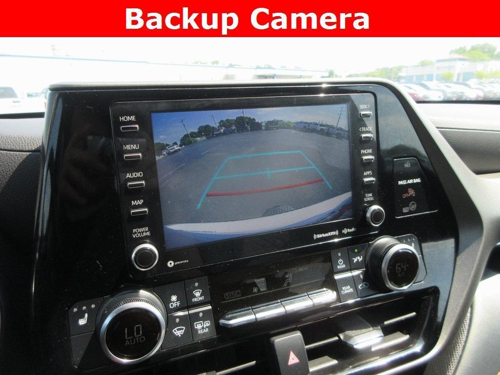 used 2022 Toyota Highlander Hybrid car, priced at $37,495