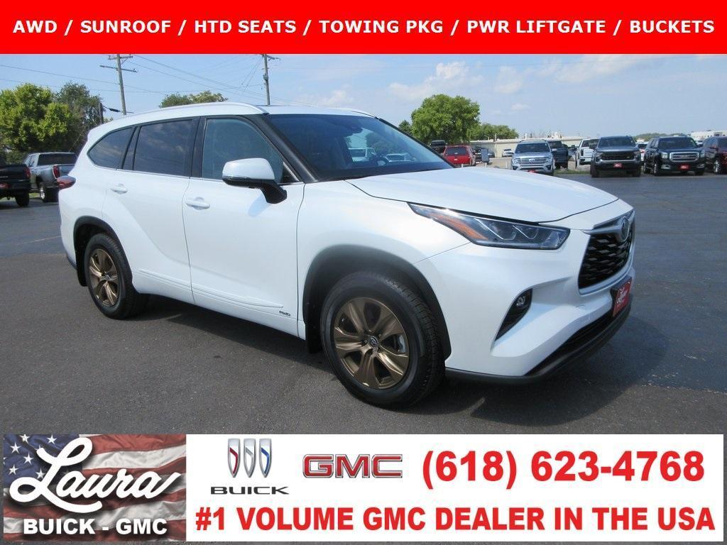 used 2022 Toyota Highlander Hybrid car, priced at $37,495