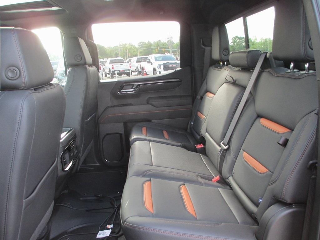 new 2025 GMC Sierra 1500 car, priced at $65,487
