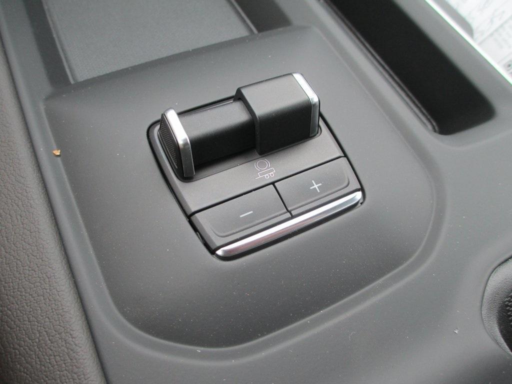 new 2025 GMC Sierra 2500 car, priced at $82,277