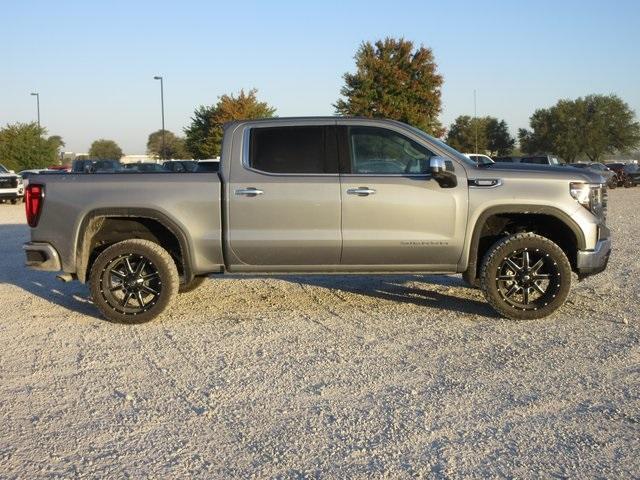 new 2024 GMC Sierra 1500 car, priced at $62,905