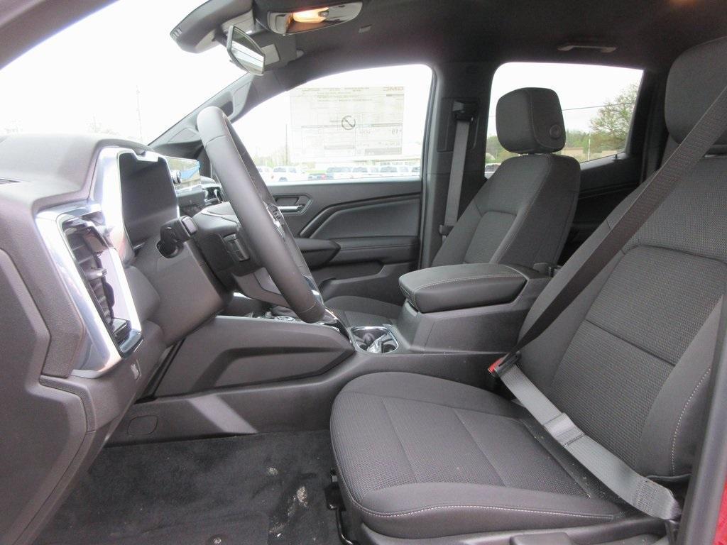 new 2025 GMC Canyon car, priced at $42,102