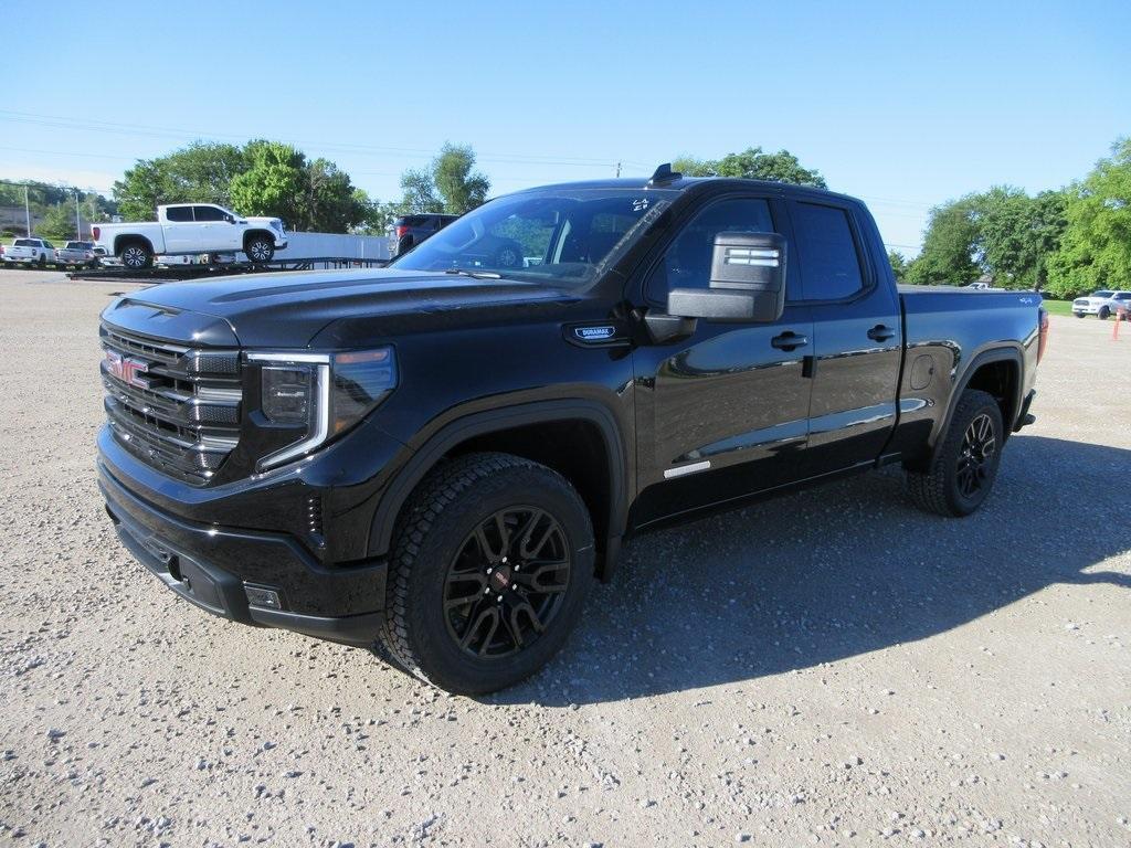new 2025 GMC Sierra 1500 car, priced at $51,902