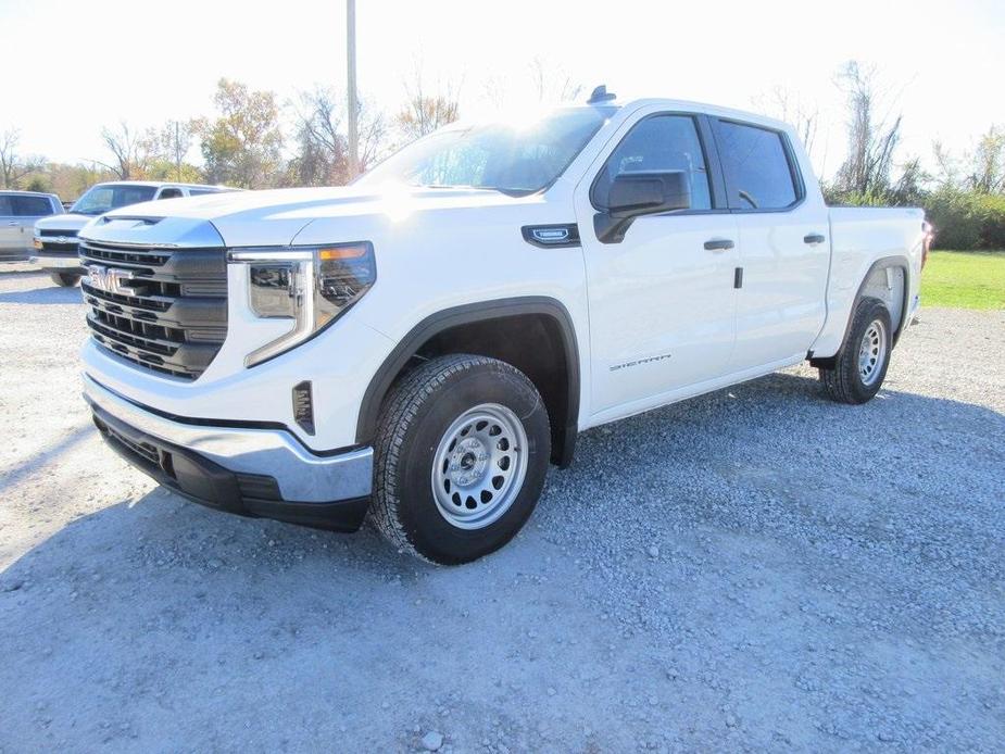 new 2025 GMC Sierra 1500 car, priced at $43,740