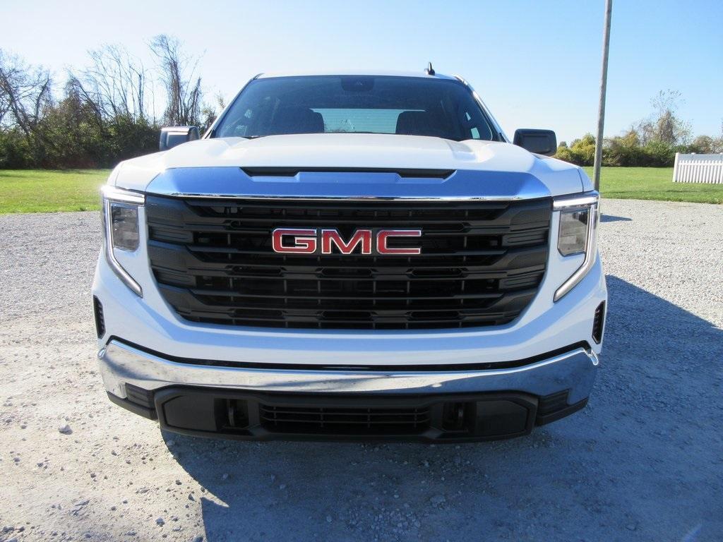 new 2025 GMC Sierra 1500 car, priced at $41,740