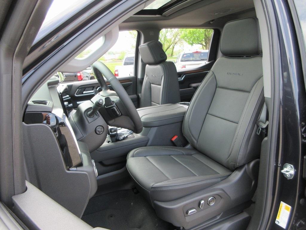 new 2025 GMC Sierra 1500 car, priced at $63,995
