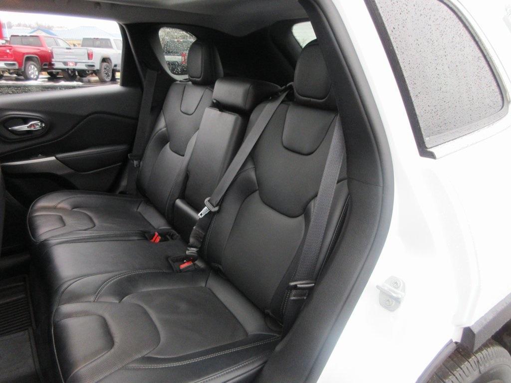 used 2022 Jeep Cherokee car, priced at $22,995