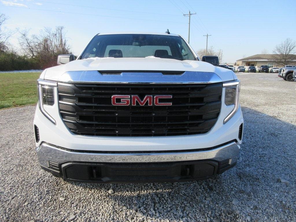 new 2025 GMC Sierra 1500 car, priced at $42,754