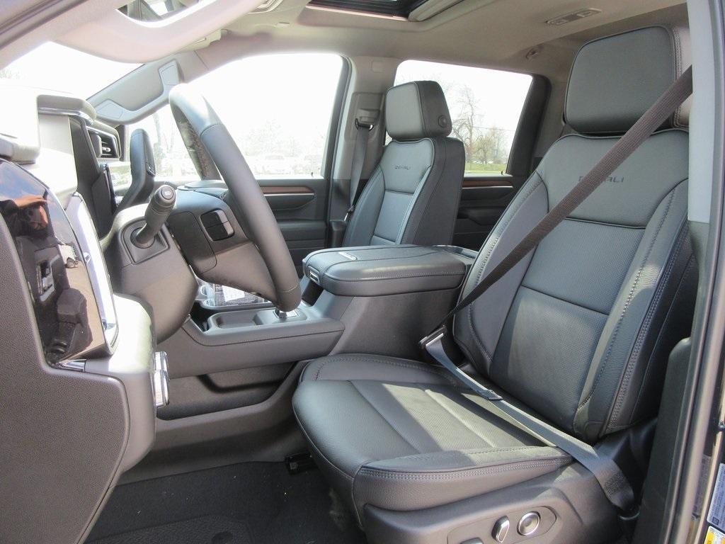 new 2025 GMC Sierra 2500 car, priced at $74,333