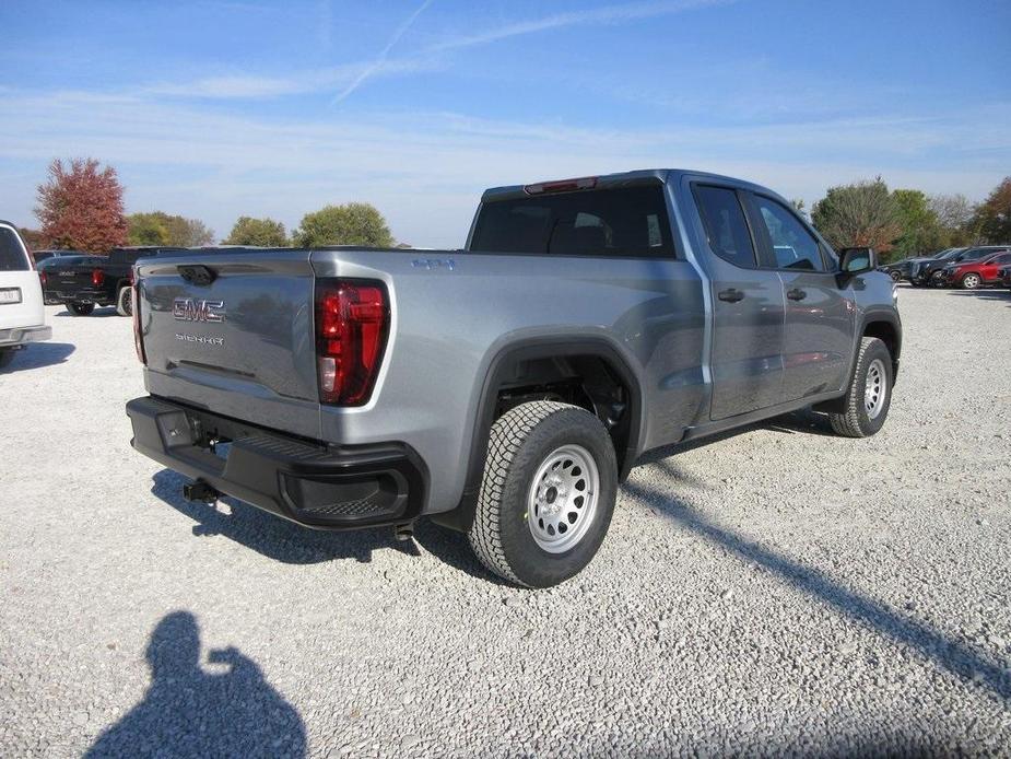 new 2025 GMC Sierra 1500 car, priced at $45,941