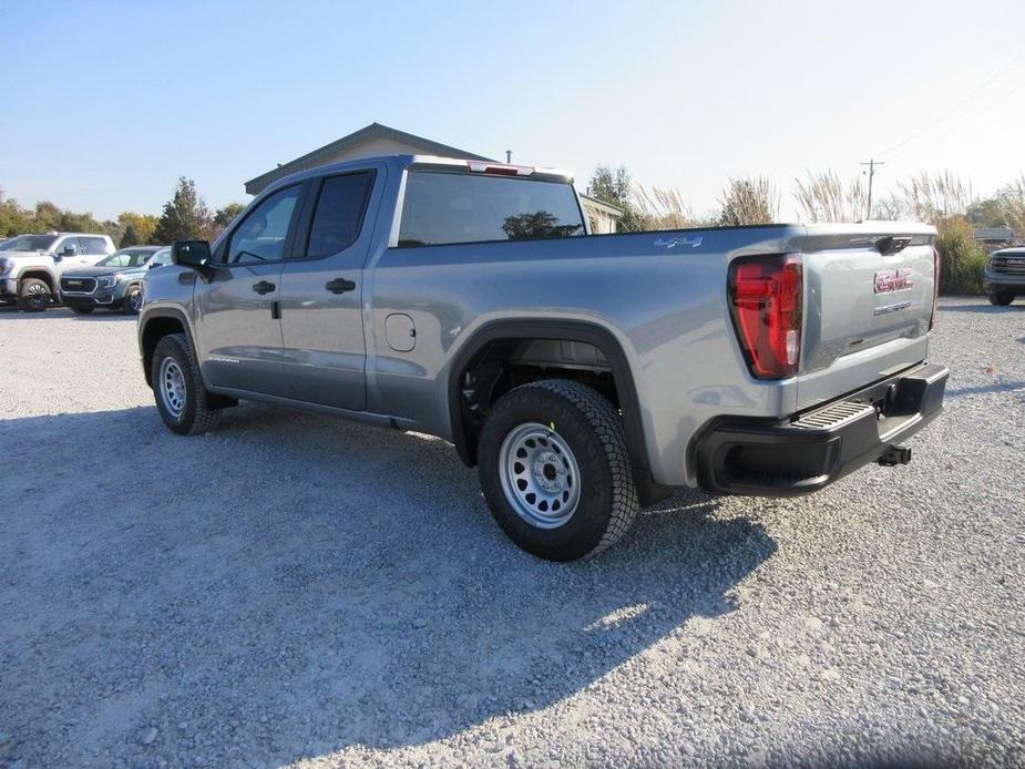 new 2025 GMC Sierra 1500 car, priced at $45,941