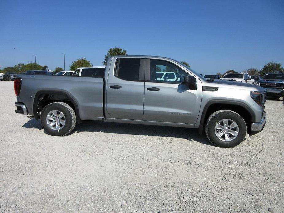 new 2025 GMC Sierra 1500 car, priced at $46,250