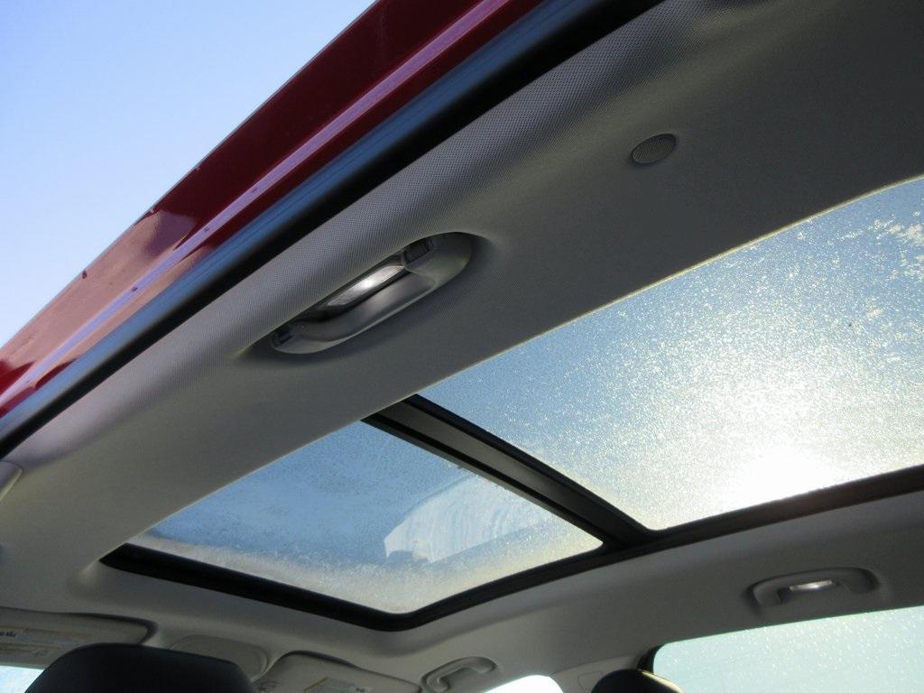 new 2025 Buick Envision car, priced at $37,784