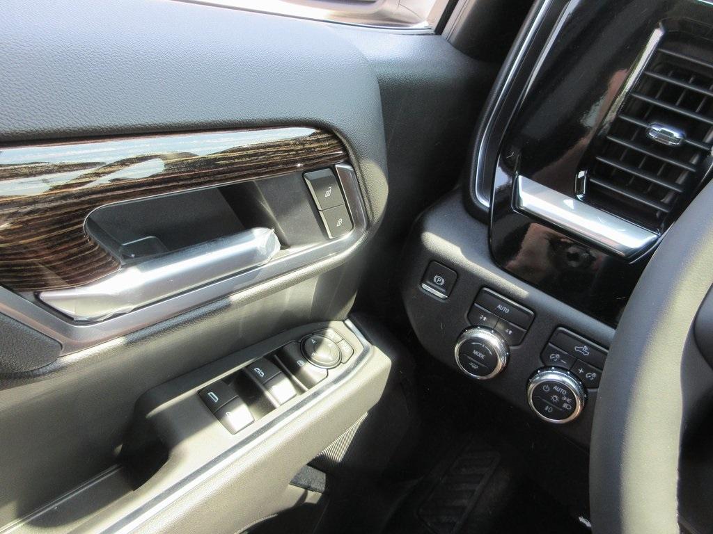 new 2025 GMC Sierra 1500 car, priced at $52,535