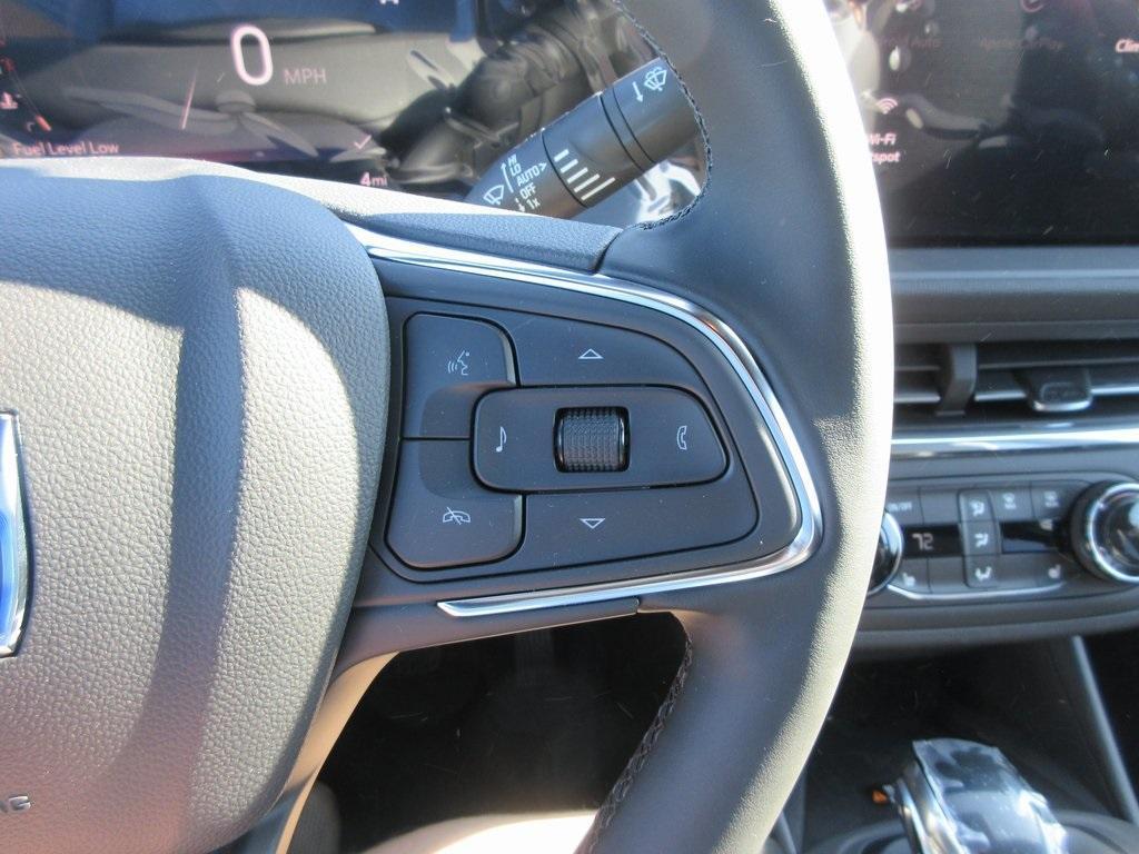 new 2025 Buick Envista car, priced at $26,407