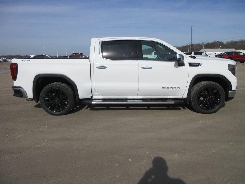 new 2025 GMC Sierra 1500 car, priced at $61,031